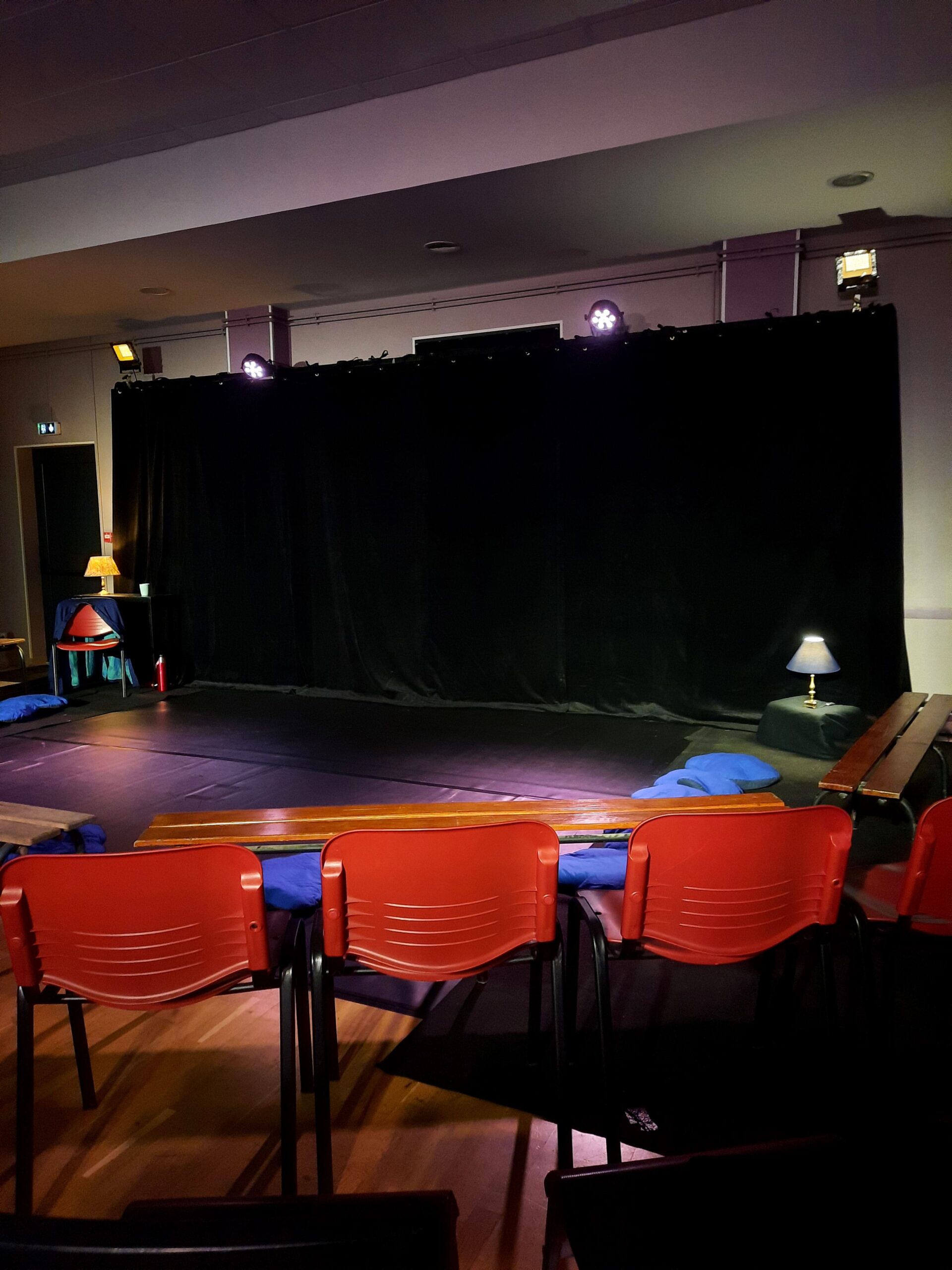 Photo du décor du spectacle "L'inattendu".
